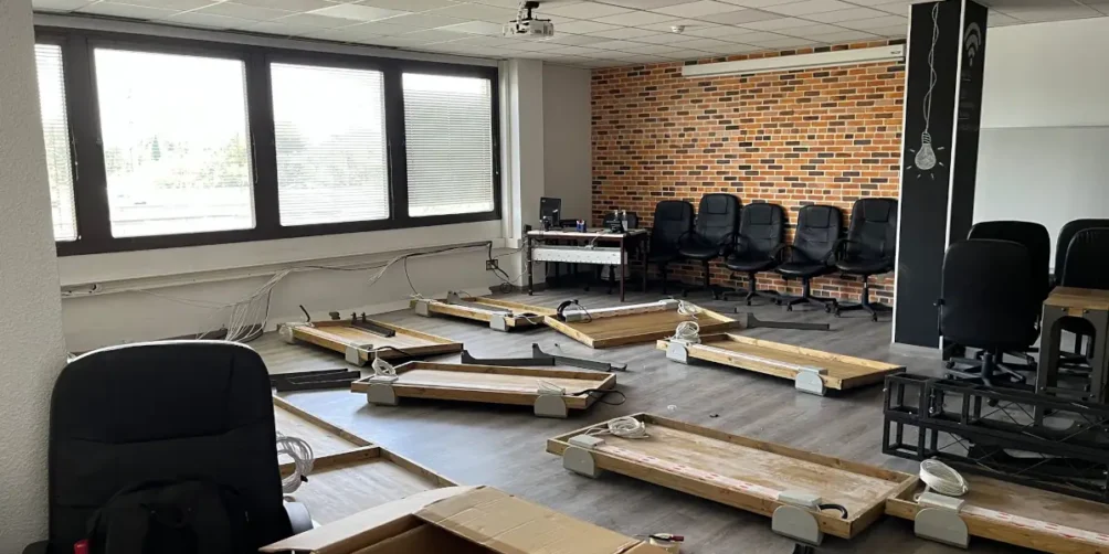 Transporte de cargas especiales en oficinas