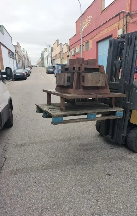Cargas pesadas en transporte urgente en Madrid